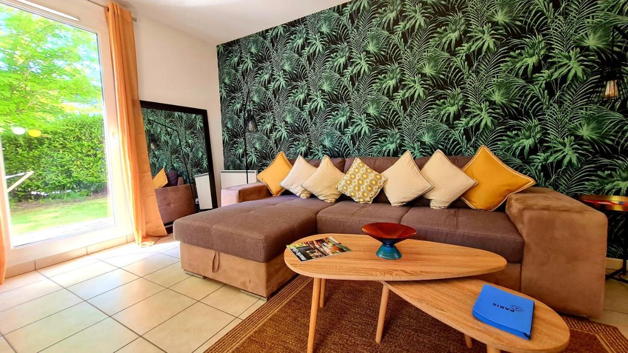Happy 5 Minutes To - Free Wifi - Parking & Garden Montevrain
